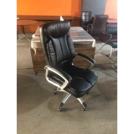 Z 99 Revolving Chair